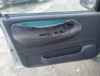 Asiento del der kia 296666 0k01w57200h96 sportage