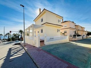 Chalet en venta en Playa de los Locos en Torrevieja