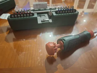 Juego Destornillador Trinquete y Puntas