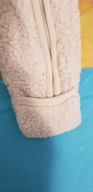 Buzo polar 1-2 meses con capucha