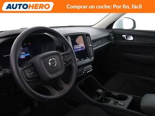 Volvo XC40 2.0 B3 Mild-Hybrid Essential 2WD