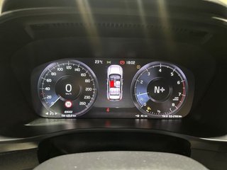 Volvo XC40 Momentum Core T2