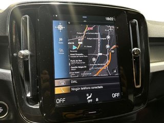 Volvo XC40 Momentum Core T2