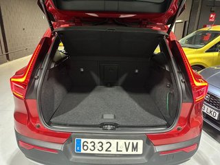 Volvo XC40 Momentum Core T2