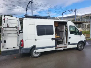 Opel Movano autocaravana. 120 caballos 6 velo