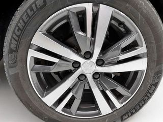 Peugeot 3008 1.2 130CV Allure Pack