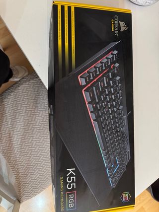 Teclado Corsair K55 RGB Gaming