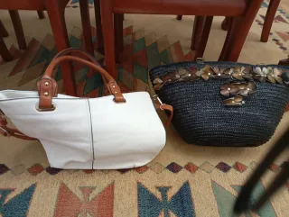 Due borse da donna