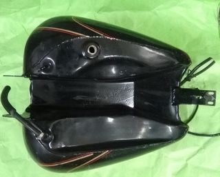 Depósito Harley Davidson con consola