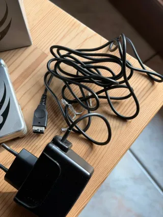 Game Boy Advance SP Argento