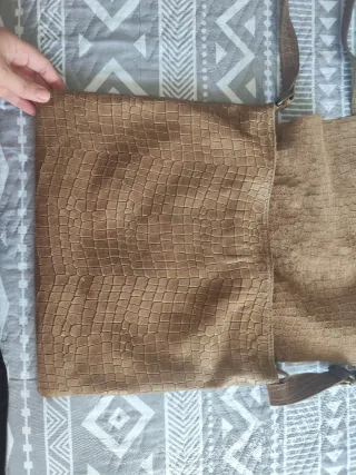 Bolso piel cocodrilo marrón