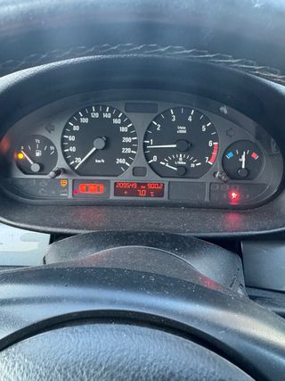 BMW Serie 3 320I. E46. ACEPTO CAMBIOS