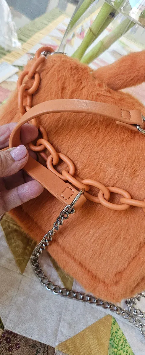 Bolso peluche naranja Elos