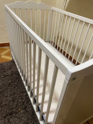 Cuna IKEA bebé doble altura