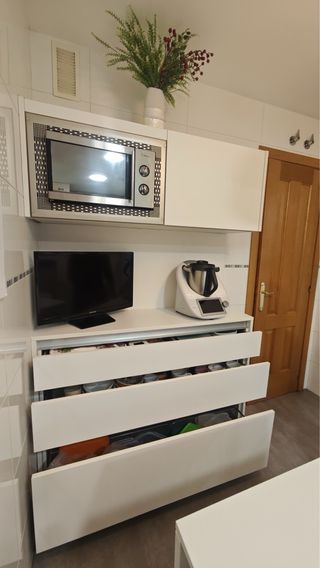 Cocina completa + Silestone + campana MEMPASA