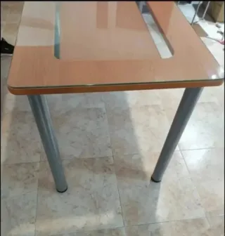 Mesa comedor madera y cristal