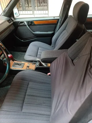 Mercedes-Benz W124 ranchera acepto cambio