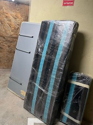 Colchón,cama plegable y cojines camper nuevos