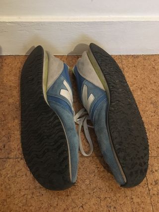 New Balance 420 Azul/Gris talla 42,5