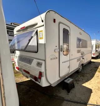 Caravana en buen estado... aire acondicionado nuev