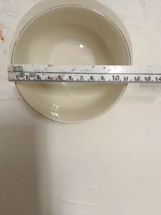 Salsiera in porcellana vintage con pesce