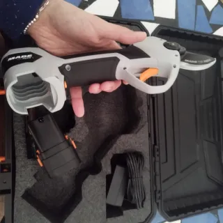 Tijera de podar eléctrica Pellenc M32C