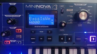 Novation Mininova