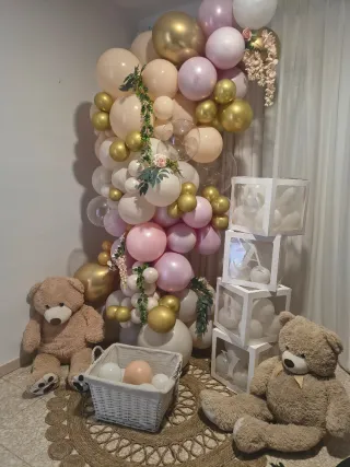 Hago decoraciónes de eventos, cumpleaños