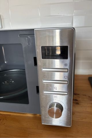 Microondas Mandine plateado