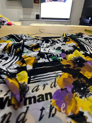 Maglietta donna taglia 42 fantasia