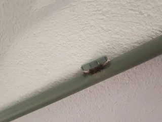 Mesa plegable balcón verde