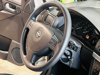 Opel Meriva 2005 con 170.000 km