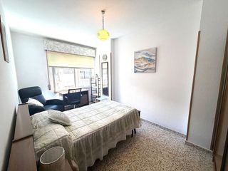 Piso en alquiler en Pajaritos - Plaza de Toros en Granada