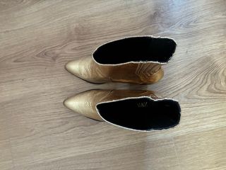 Botines Zara Dorados Piel Serpiente