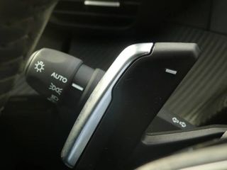 Peugeot 2008 1.2 Allure Pack 130 EAT8