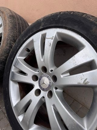 Llantas Mercedes