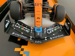 Minichamps McLaren MCL60 1:18 O. Piastri 2023