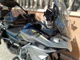 CFMoto 800MT Adventure Azul/Plata