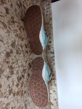 Botas de nieve Quechua grises y turquesa