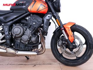 TRIUMPH TRIDENT 660
