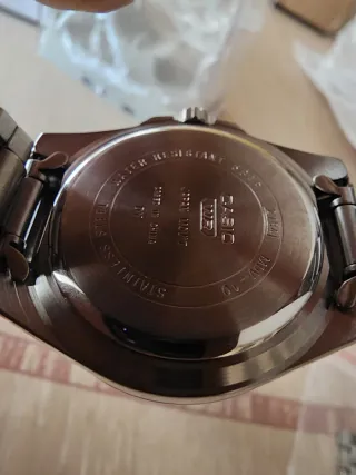 Casio Duro MDV-10D Pequeño