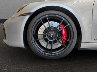Porsche 911 Carrera 4 GTS