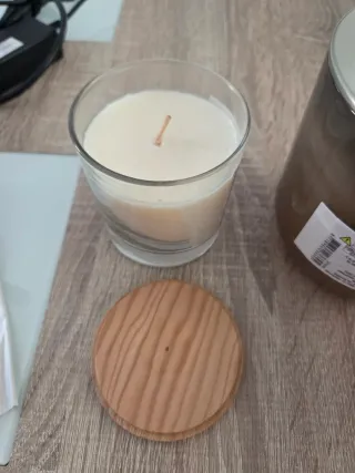 Candele profumate in vetro e legno