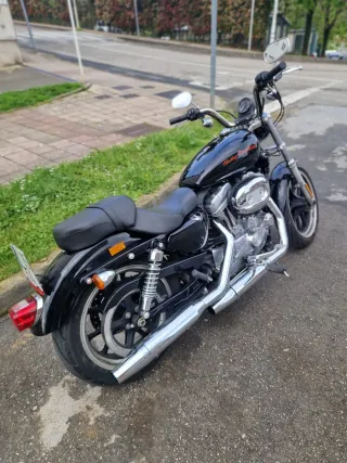 Harley-Davidson SuperLow 883L- 19500km- 2012