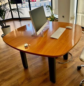 Mesa de madera Ofiprix para despacho