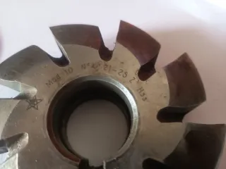 Módulo 10 N.4 Fresadora HSS