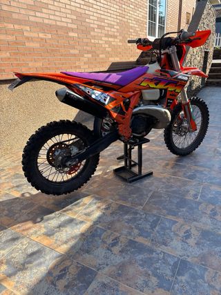 KTM EXC 300 TBi 2025 Champion Edition