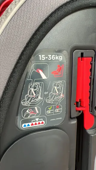 Silla de coche Joie gris