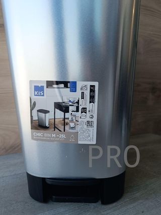 Cubo de basura Chic Bin con pedal antideslizante