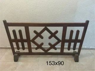 Valla de madera decorativa